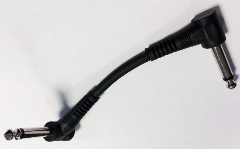 Hot Wire Patch Kabel 10cm   Sort fra Music2you