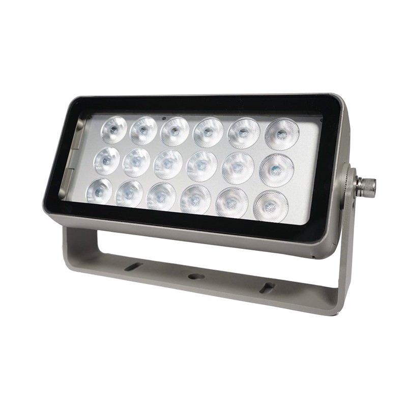 Arc Wash 150, Ip 65 , 18 X 10 Watt Rgbw Led´s fra Fos Lighting