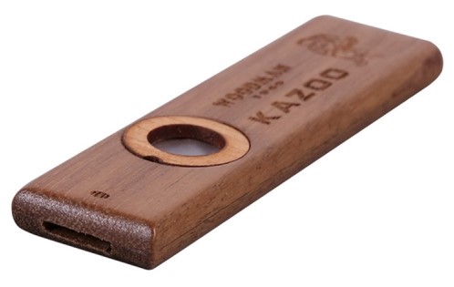 Woodman Træ Kazoo Med Kasse fra Music2you