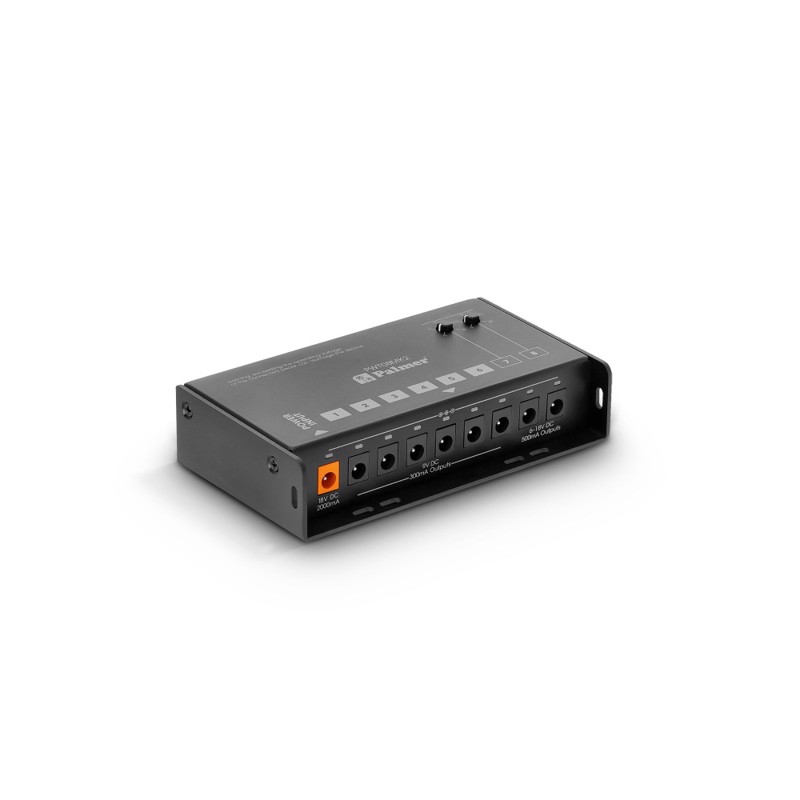 Universal 8 Outlet Pedalboard Power Supply     fra Palmer