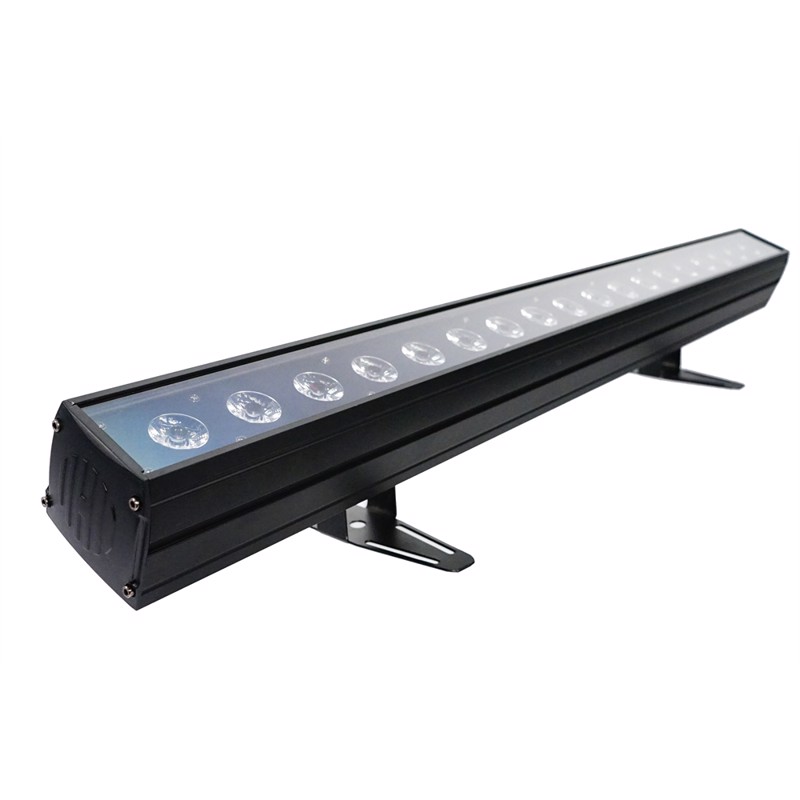 Fos Bar Pente 18x12watt Rgbw+ Amber 40° fra Fos Lighting