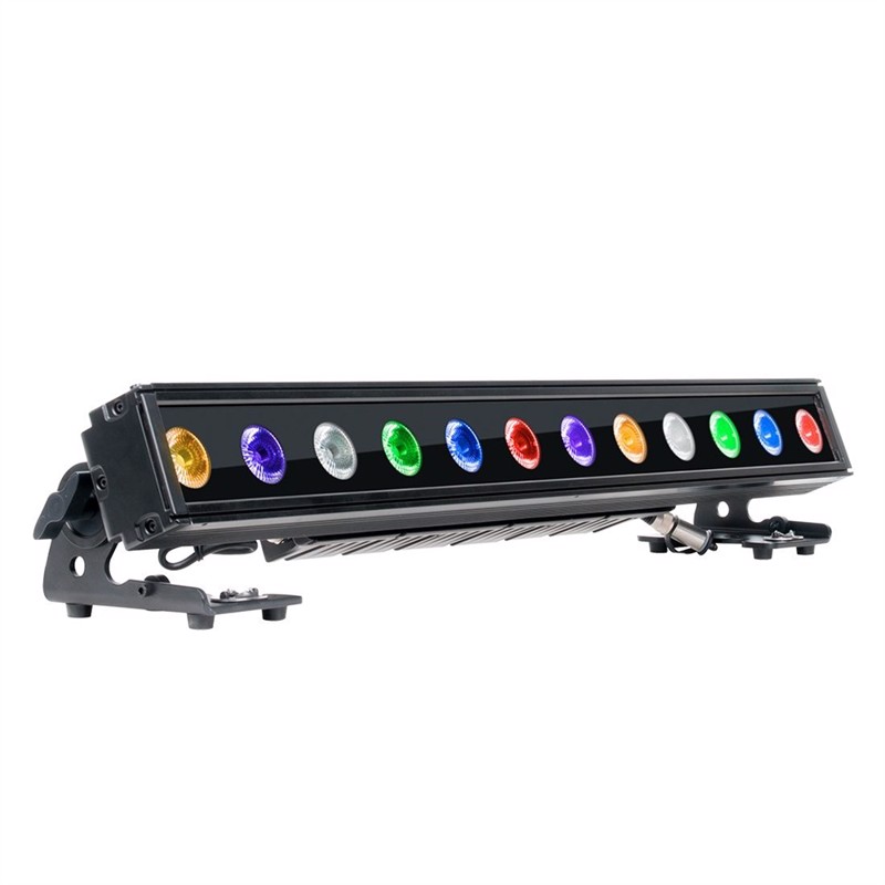 Sixbar 1000ip, 12 X 12w 6 In 1 Rgbaw+uv Leds Ip65 fra Elation